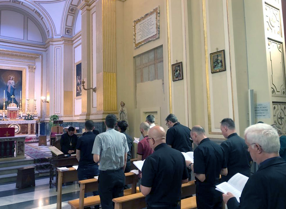 Rinuncia A Satana E Professione Di Fede In Cattedrale il rito di professione di fede e giuramento di fedeltà